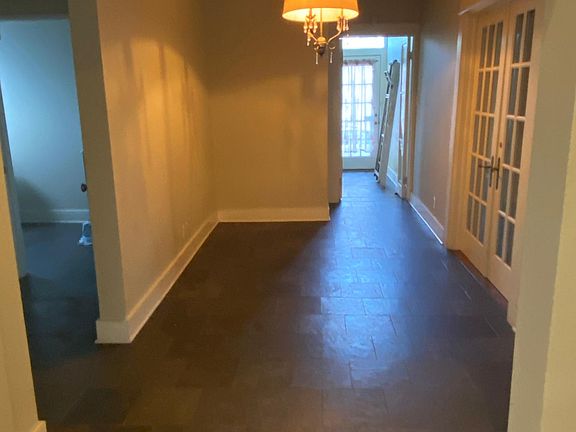 4th image of 2625 N Main Ave #1