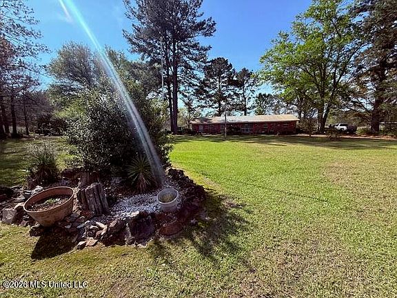 3rd image of 41 Tom Lewis Rd