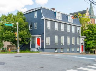 1187 Queen St #2, Halifax, NS B3H 2S4