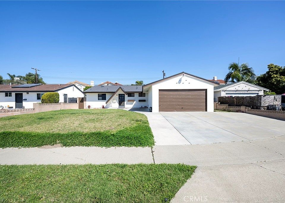 1st image of 6805 Mount Waterman Dr