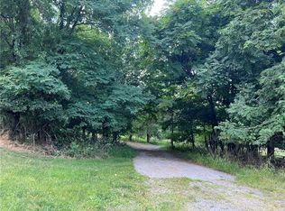 475 Bower Hill Rd, Venetia, PA 15367