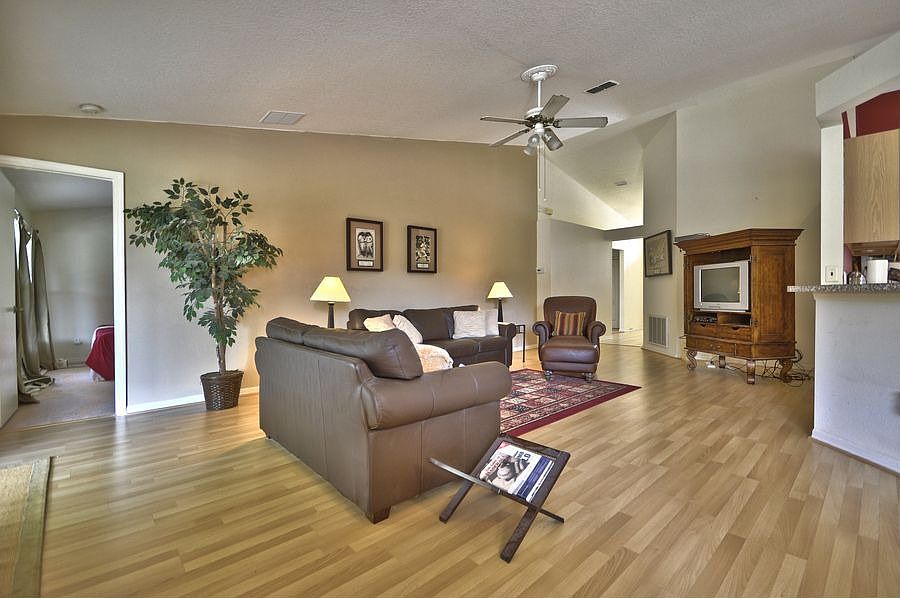 1st image of 29535 Morningmist Dr