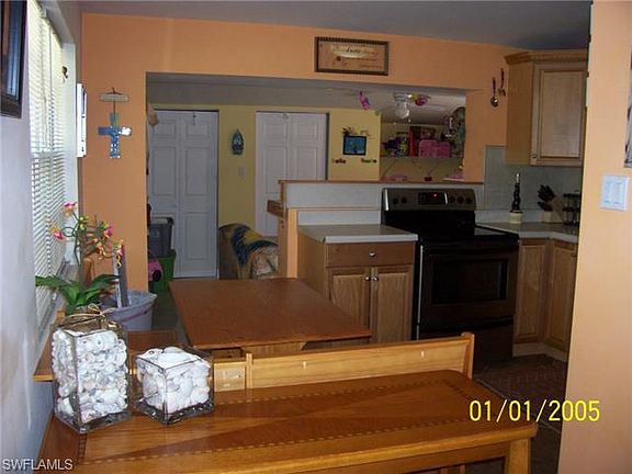 5th image of 11600 Dean St