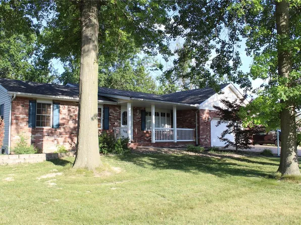 15290 Humbert Rd, Brighton, IL 62012