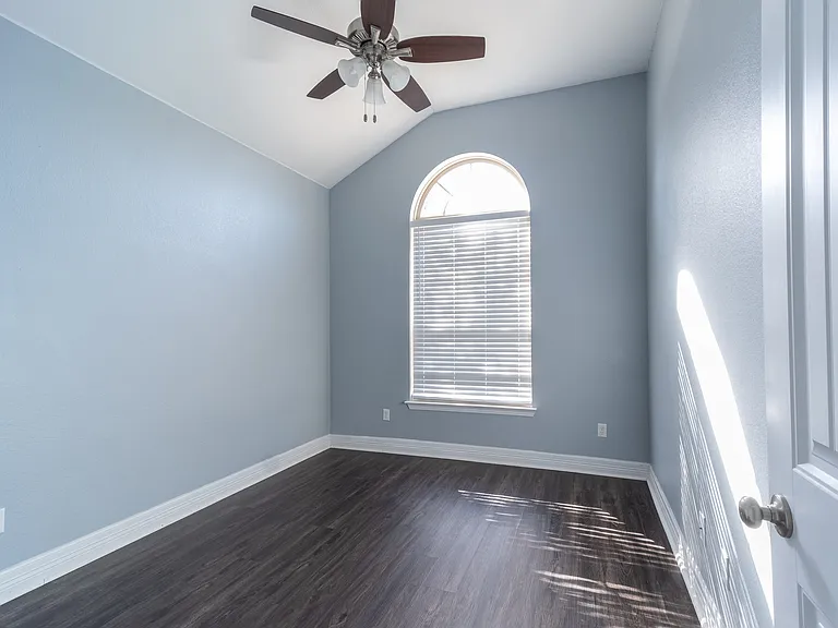 3208 Honey Peach Way — Photo 6