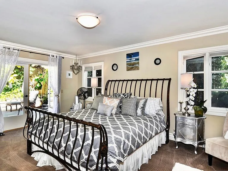 Third master suite opens to Garden and spa