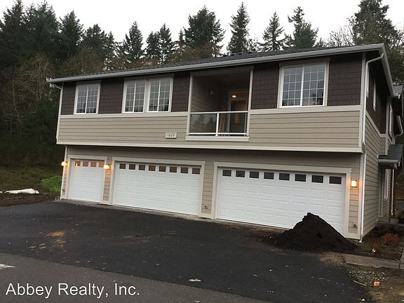 2nd image of 1623 Burnside Pl Unit B