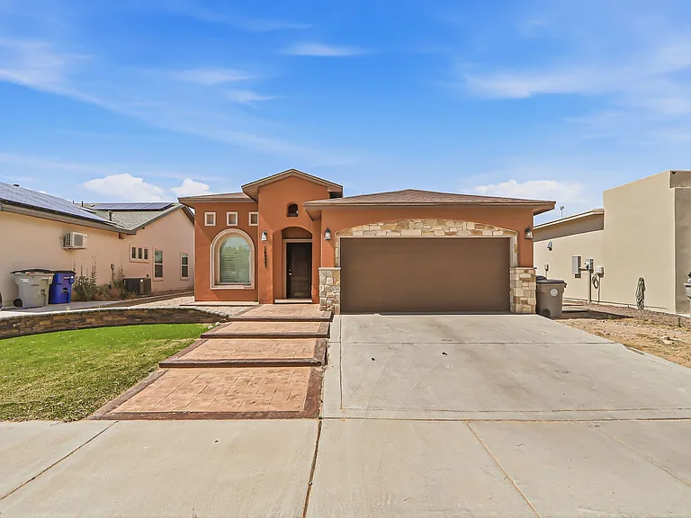 14925 Tierra Mirage Ave — Photo 1