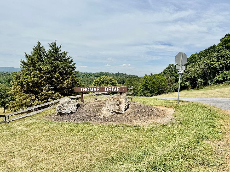 1st image of 0 Thomas Dr Lot 1