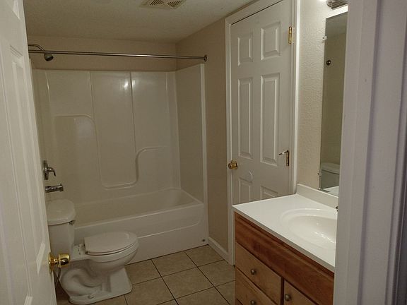 3rd image of 4201 W Bethany Dr