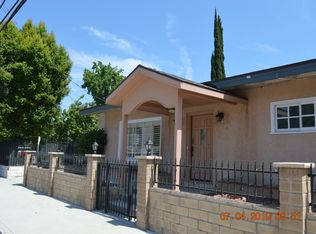 22848 Burbank Blvd, Woodland Hills, CA 91367