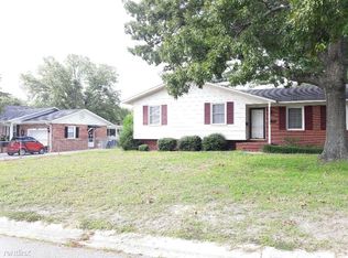 1506 Cardiff Dr, Fayetteville, NC 28304