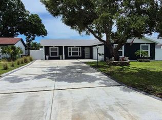5817 Tampa Shores Blvd, Tampa, FL 33615