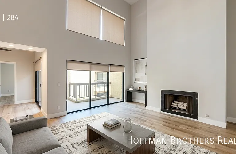 14159 Dickens St #303 — Photo 1