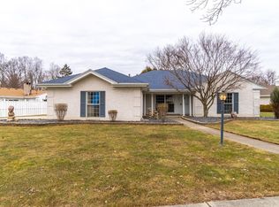 616 Nightfall Rd, Fort Wayne, IN 46819