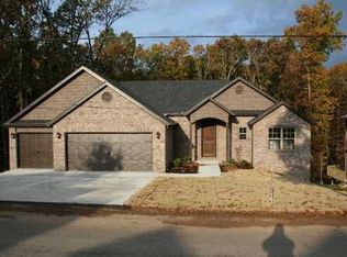 56 Merritt Dr, Bella Vista, AR 72714