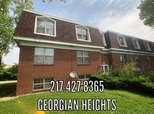 909 Georgian Dr APT F, Danville, IL 61832