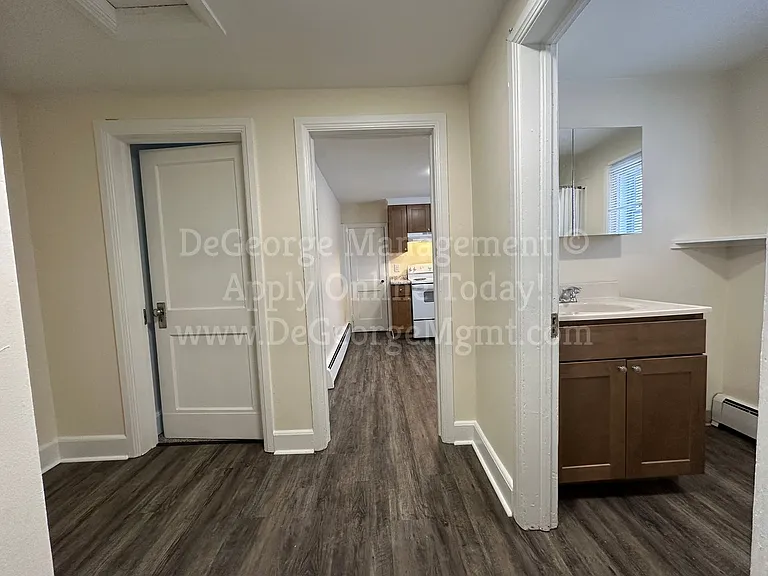 1161 E Union St — Photo 6