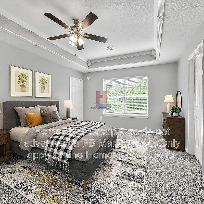 4 bed, 2.0 bath, 1859 sqft, $2,195 — Photo 4