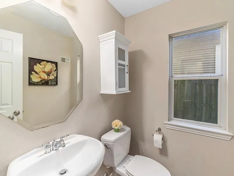 1332 Dorothy St — Photo 12