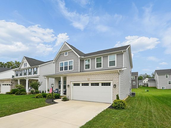 3rd image of 228 Livorno Rd