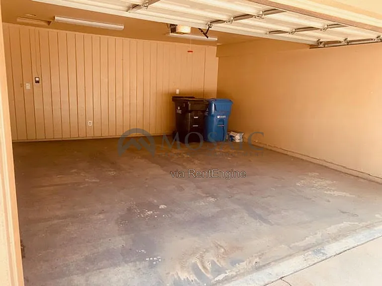 3333 E Medlock Dr — Photo 29