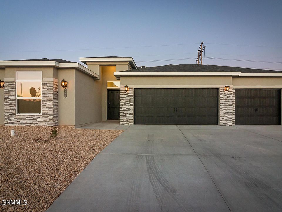 1st image of 4570 Mesa Moreno Dr