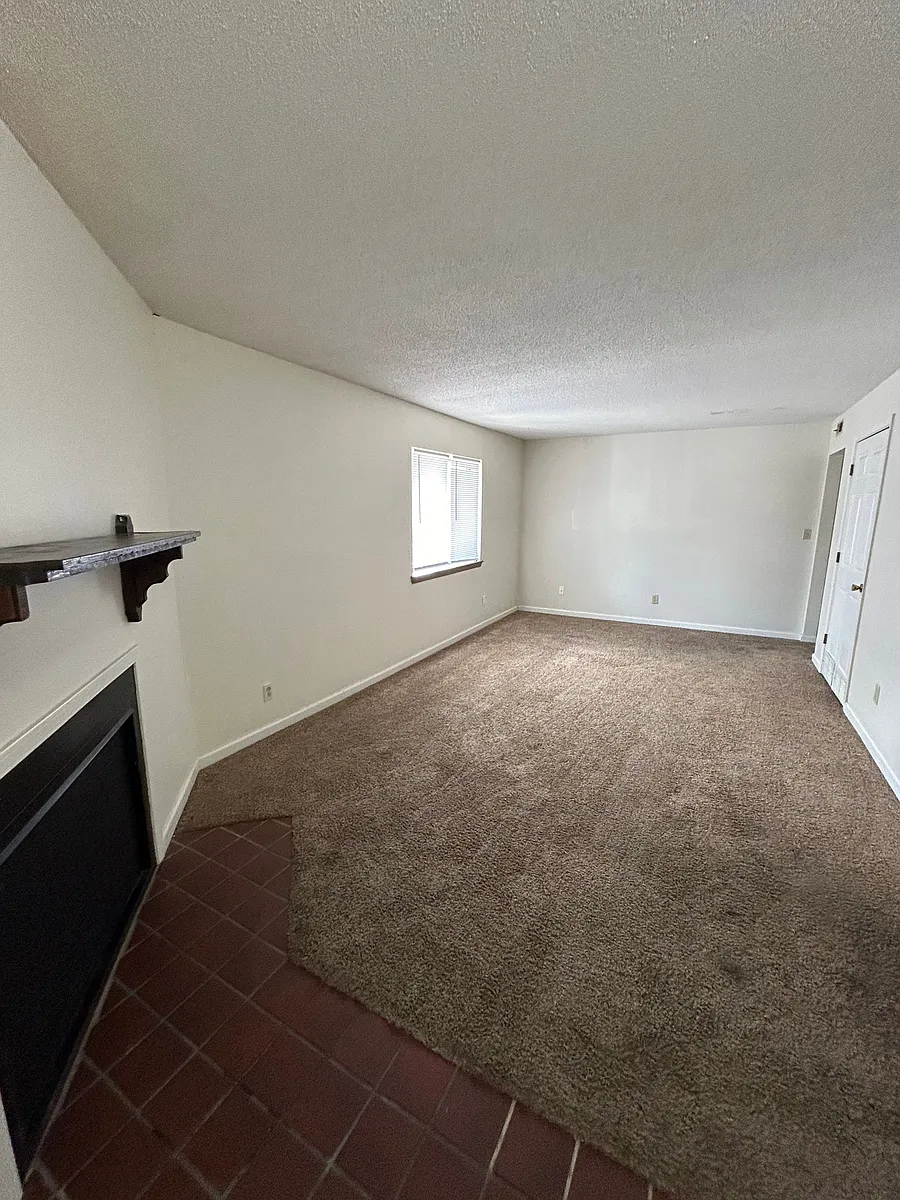 Building Photo - 280 Apple Tree Ct #A
