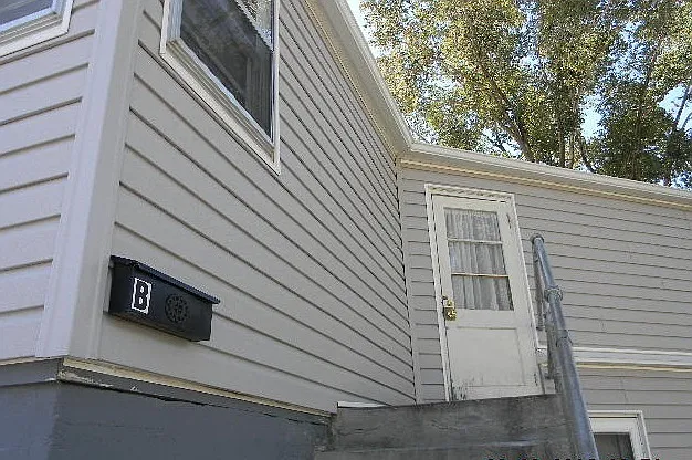 1124 Edgar St #B-C — Photo 4