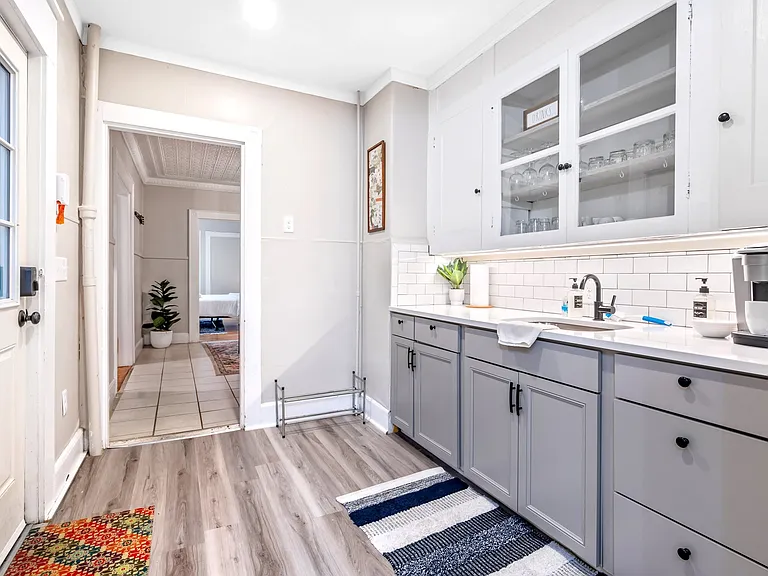 2 Sargent St #1 — Photo 35