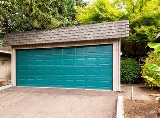 1500 Norkenzie Rd APT 42, Eugene, OR 97401