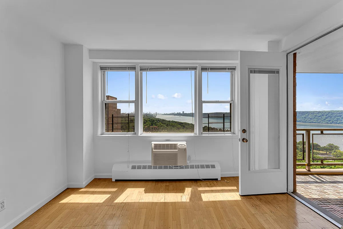 5900 Arlington Ave Unit 18T  