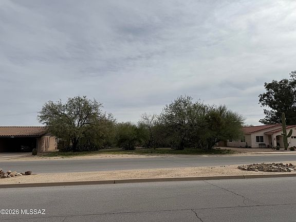 2nd image of 1150 N La Canoa #110
