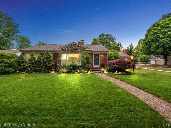 3002 Bamlet Rd, Royal Oak, MI 48073