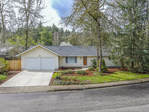 2540 Windsor Cir E, Eugene, OR 97405