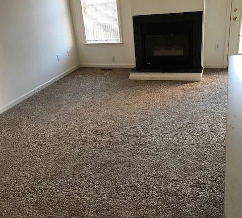 4th image of 1139 Lindsay Ln