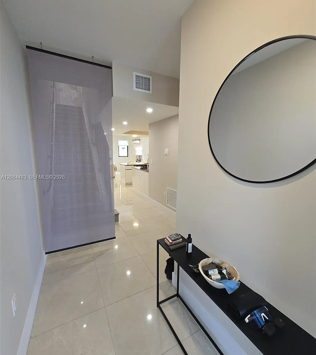 Oaks Place — Photo 4