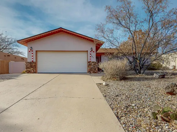 10105 La Paz Dr NW, Albuquerque, NM 87114