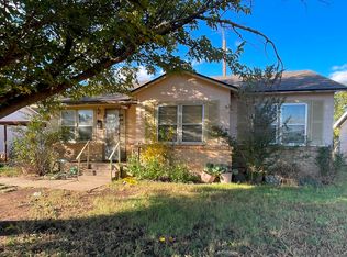 2002 W 17th St, Plainview, TX 79072