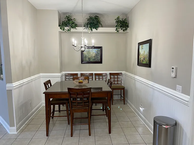Kitchen Table with 8 chairs