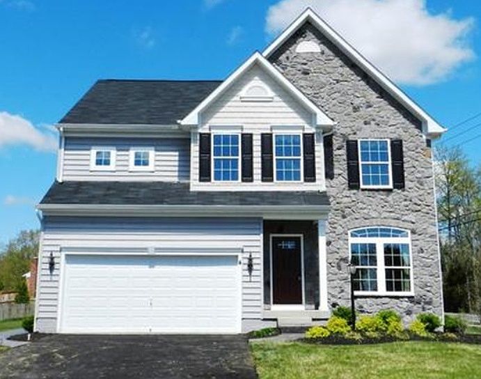 1st image of 4 Taylors Hill Way