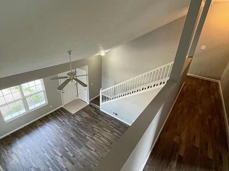 403 S Pike Ave — Photo 4
