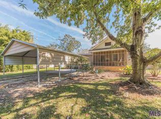 5803 Debuse Rd, Erath, LA 70533