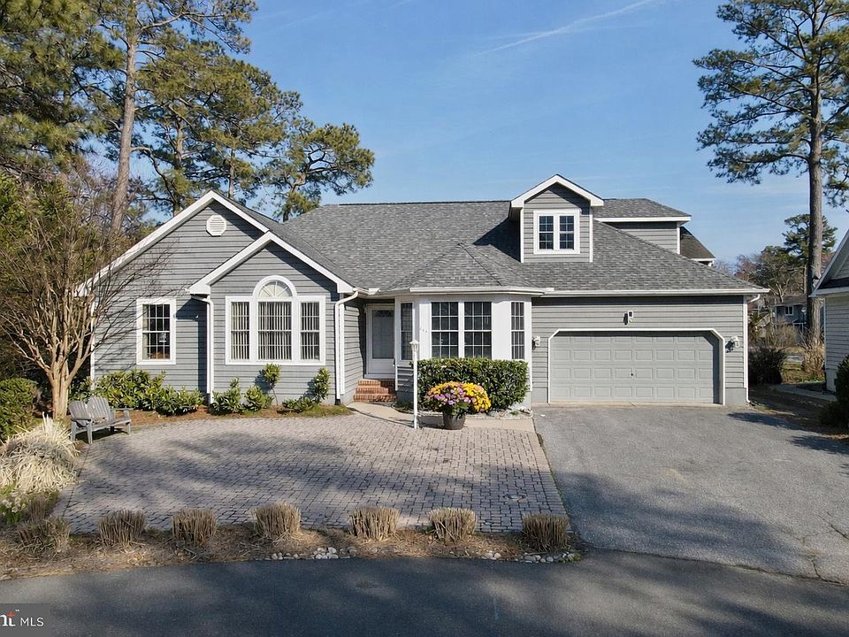 1st image of 844 Glen Dr