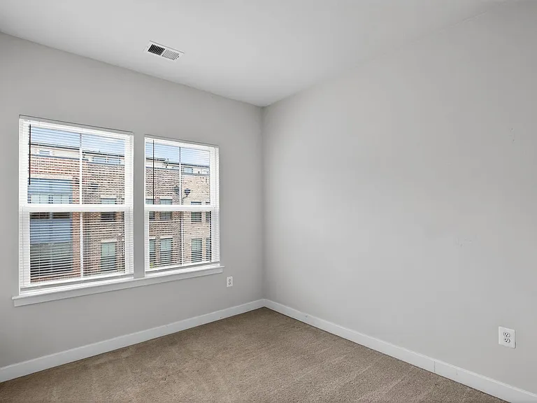 2831 Toles Park Dr — Photo 13