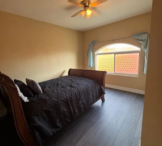 1033 Grove Park Cir — Photo 3