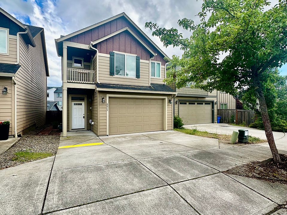 1st image of 4215 NE 34th Way