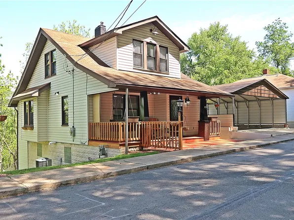 65 Oak St, Manor, PA 15665