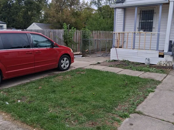 6420 Faust Ave, Detroit, MI 48228
