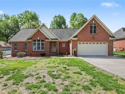 411 Spring Hill Ln, Gibsonville, NC, 27249